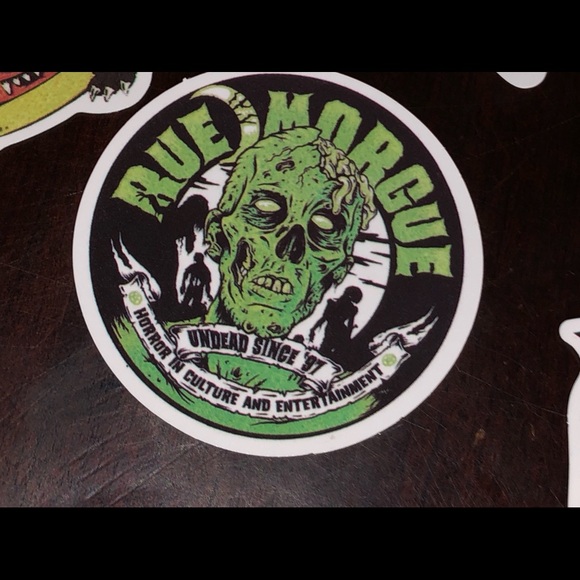 10 vinyl scary stickers - Picture 7 of 7